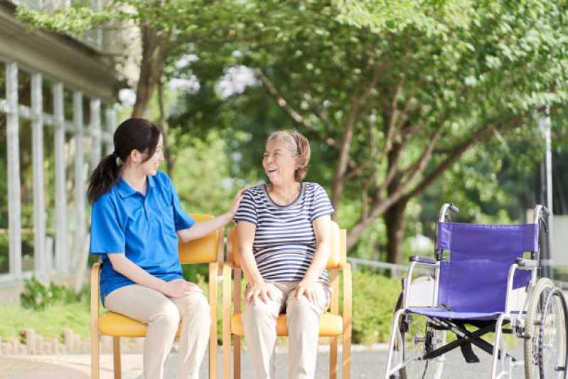 Treinamento para Cuidador de Pessoas Especiais Jardim Imperial - Treinamento para Cuidador de Pessoas com Alzheimer